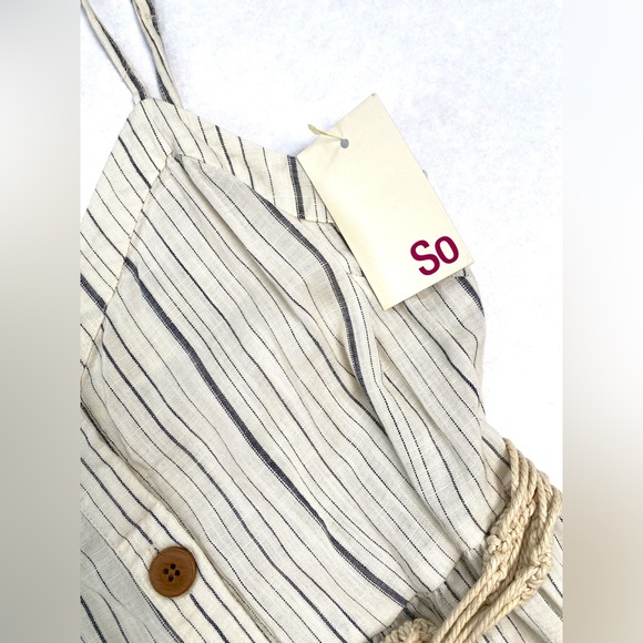 So Women’s Cream Button Up Spaghetti Strap Stripe Belted V-Neck Dress Size M NWT - Picture 8 of 12